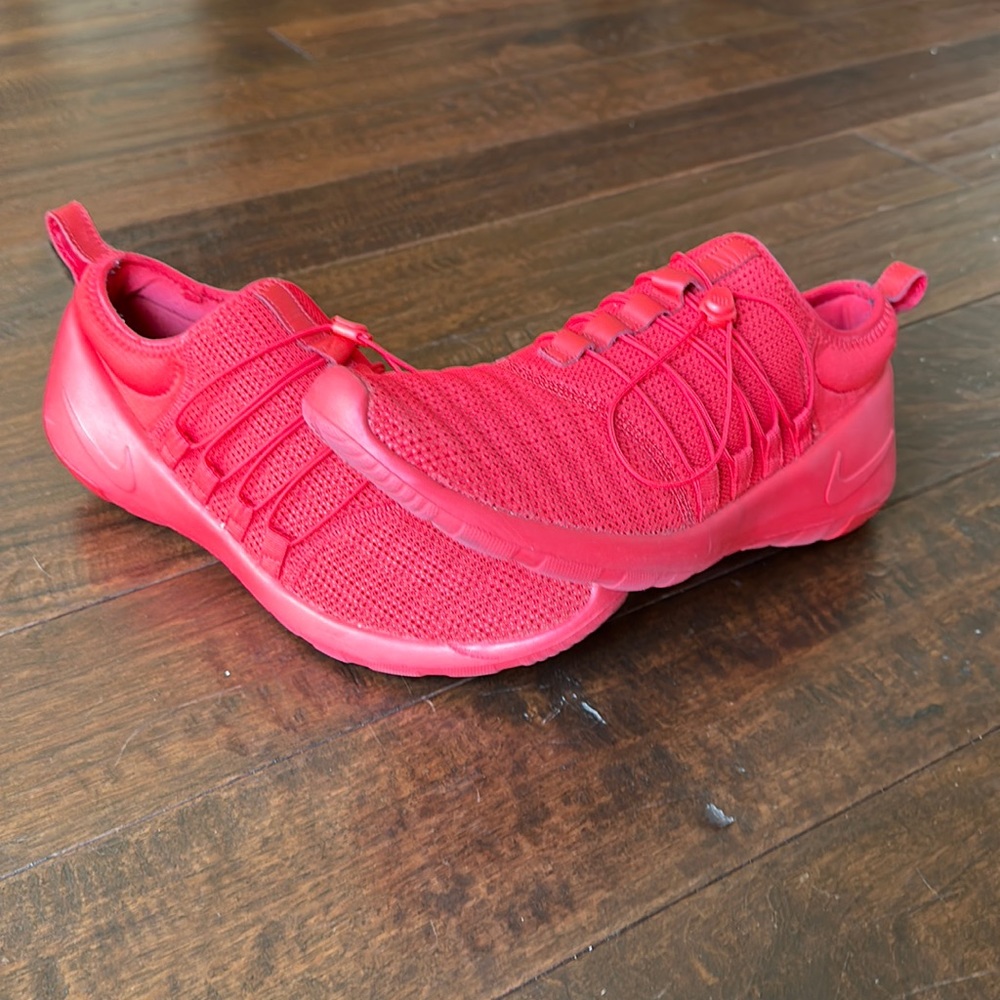 Nike Payaa QS